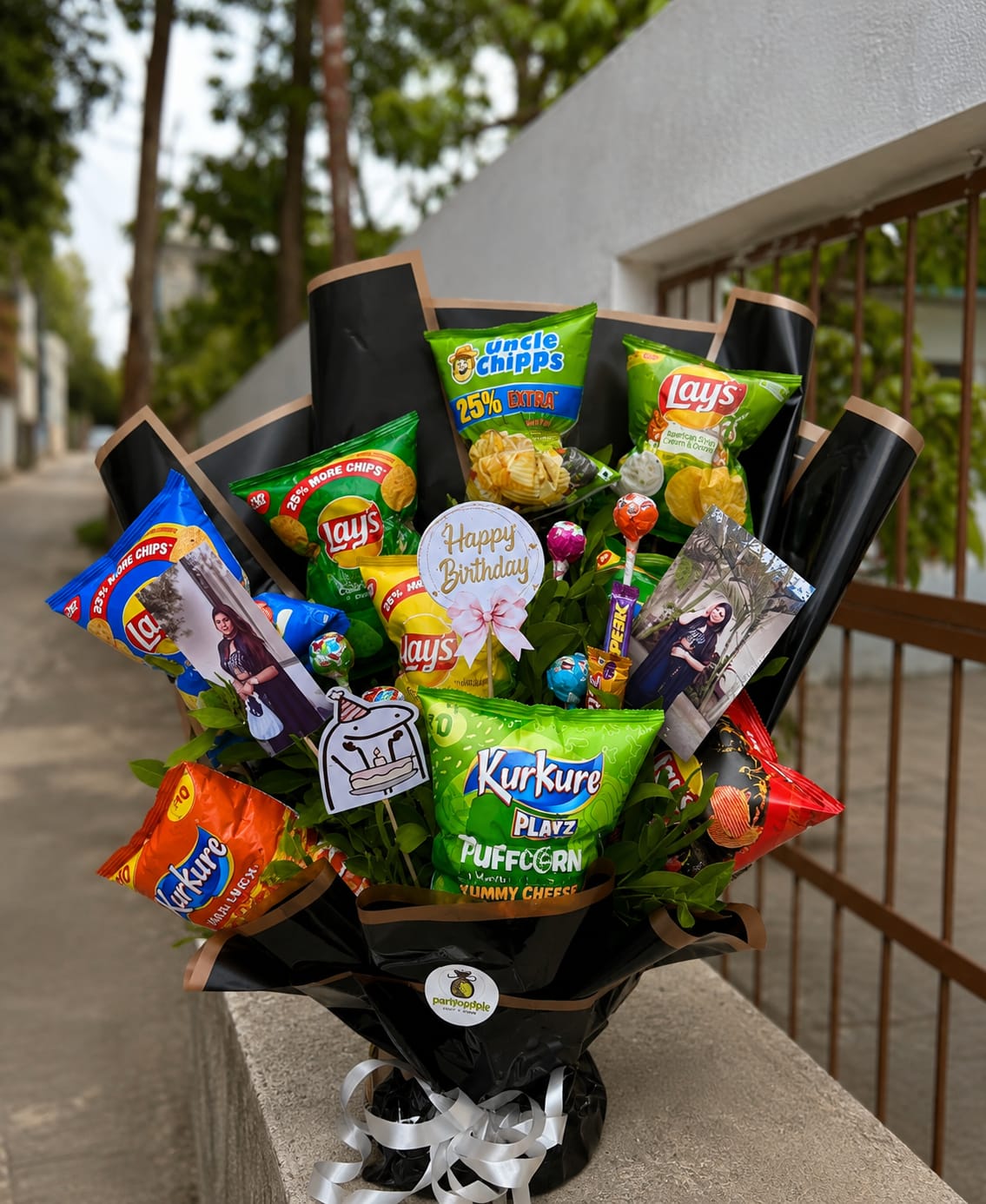 Customize Snacks Bouquet